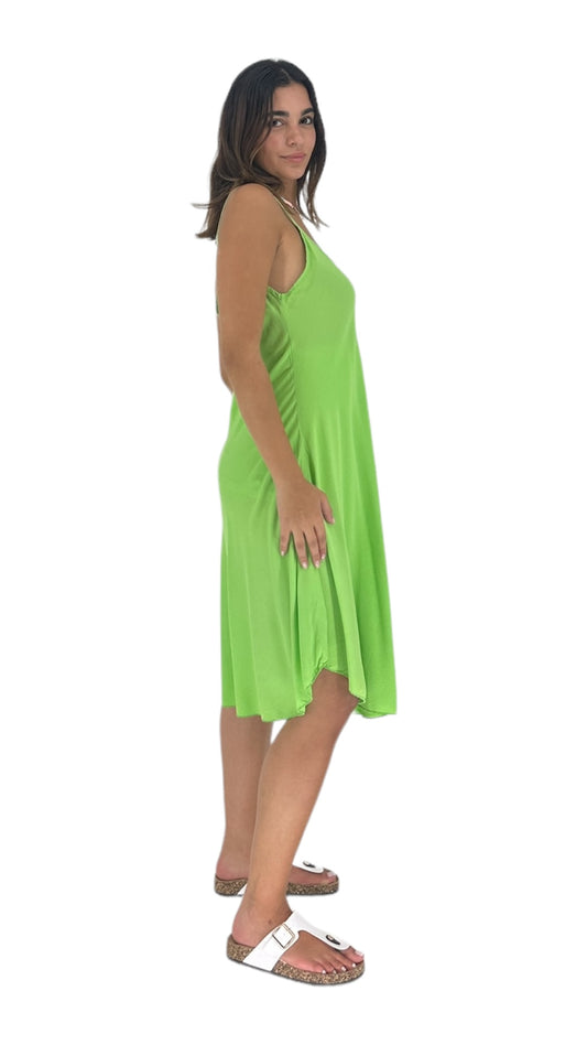 فستان منتصف الليل باللون الأخضر