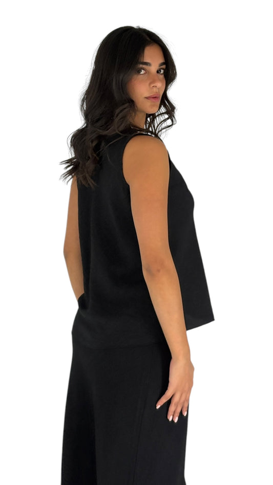 Slade Black Top