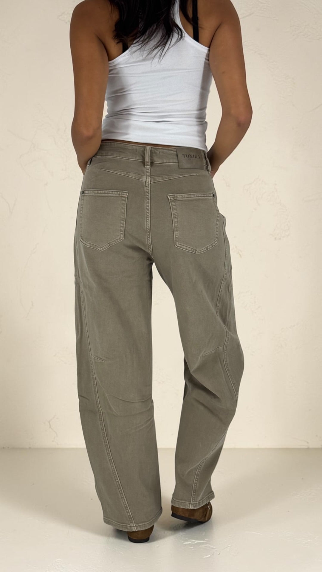 Zosa Beige Balloon Jeans