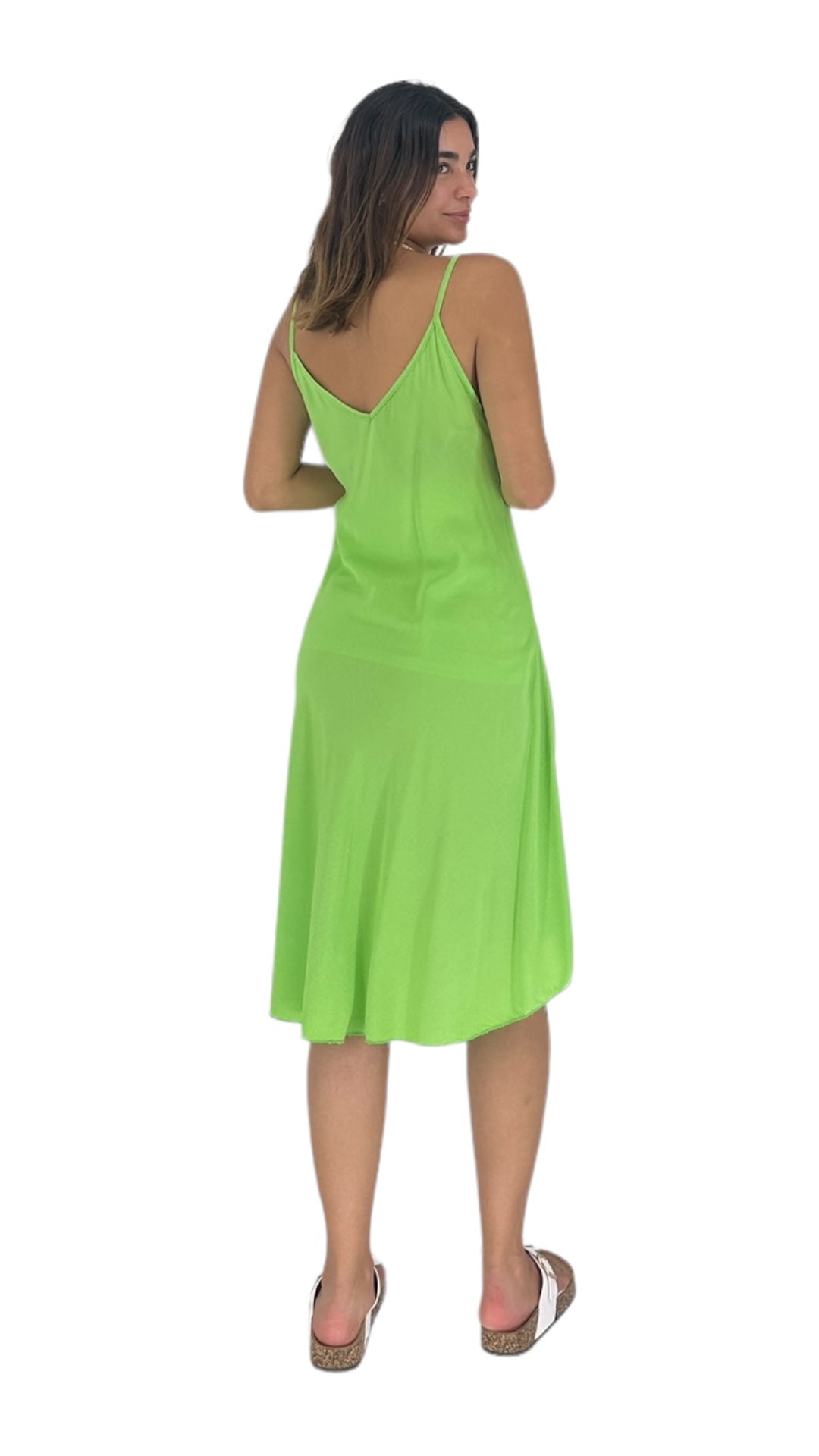 فستان منتصف الليل باللون الأخضر