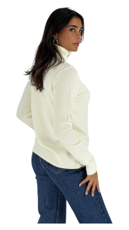 Ogami Off white Sweater