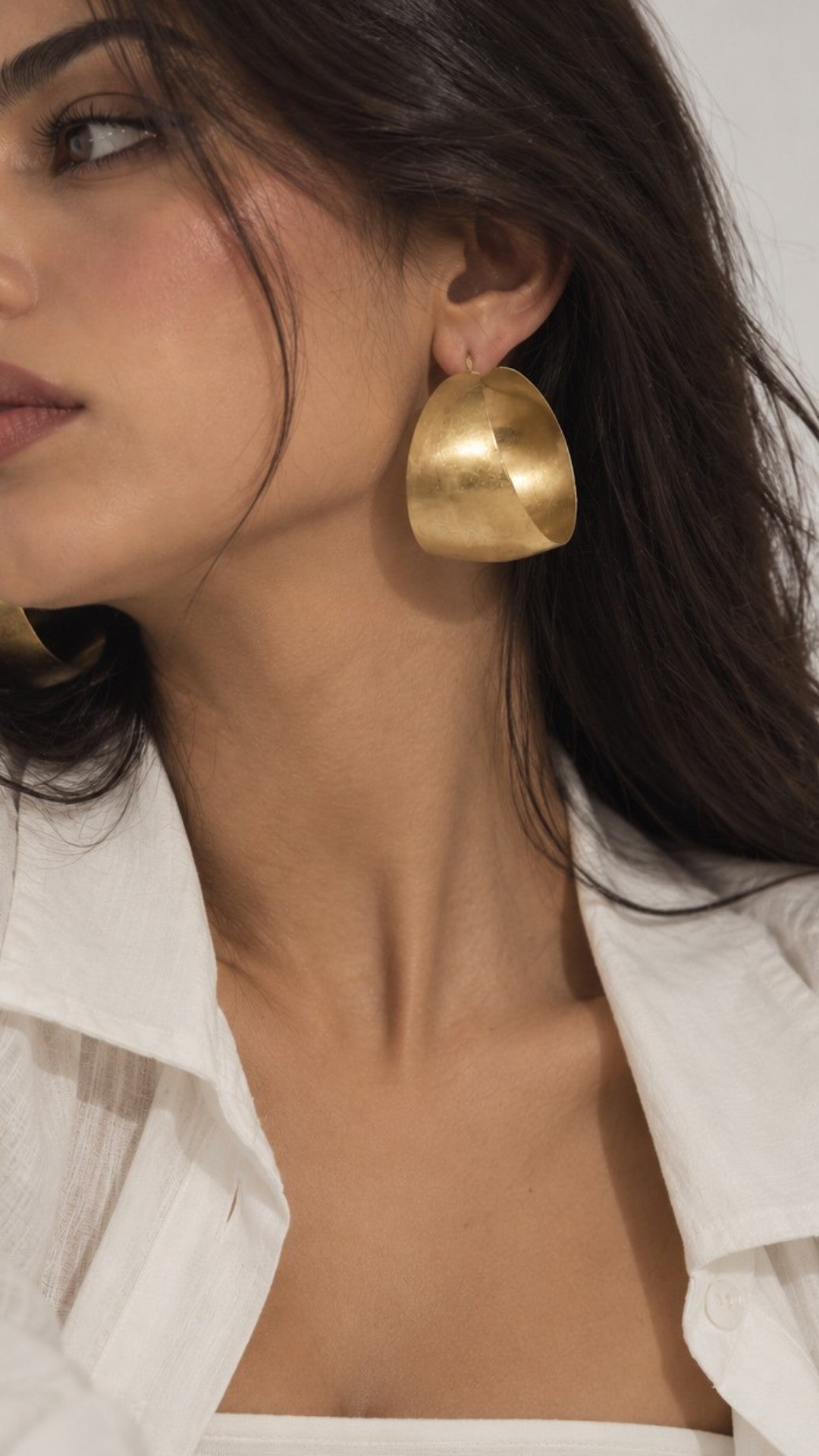 Gida gold earring