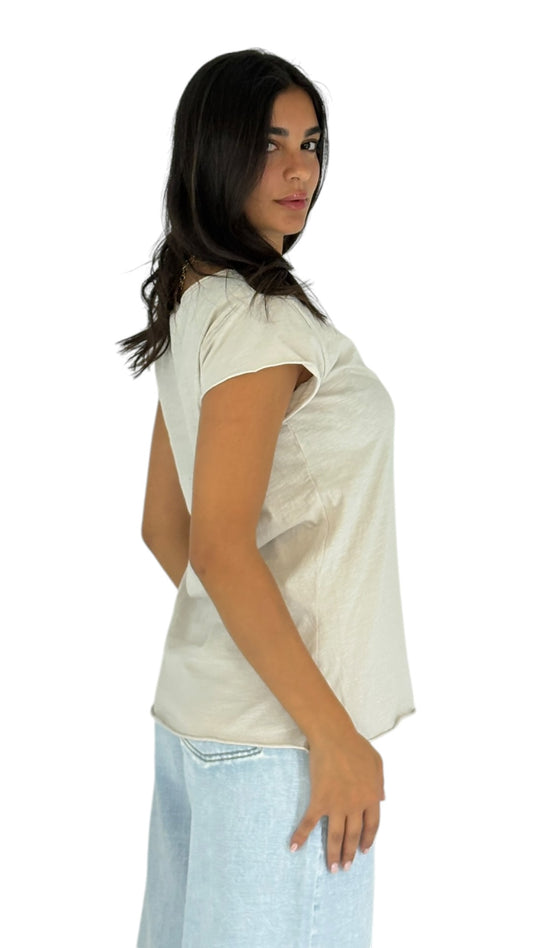 Robin Beige T-Shirt
