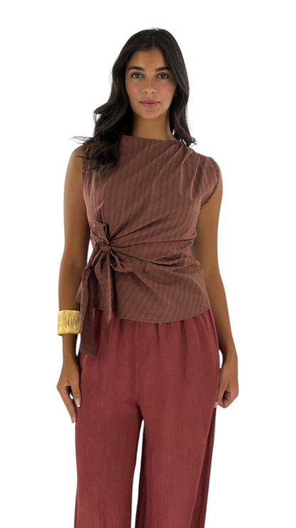 Milo Brown Top