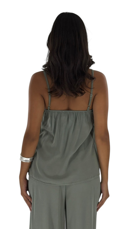 Darla Kaki Top