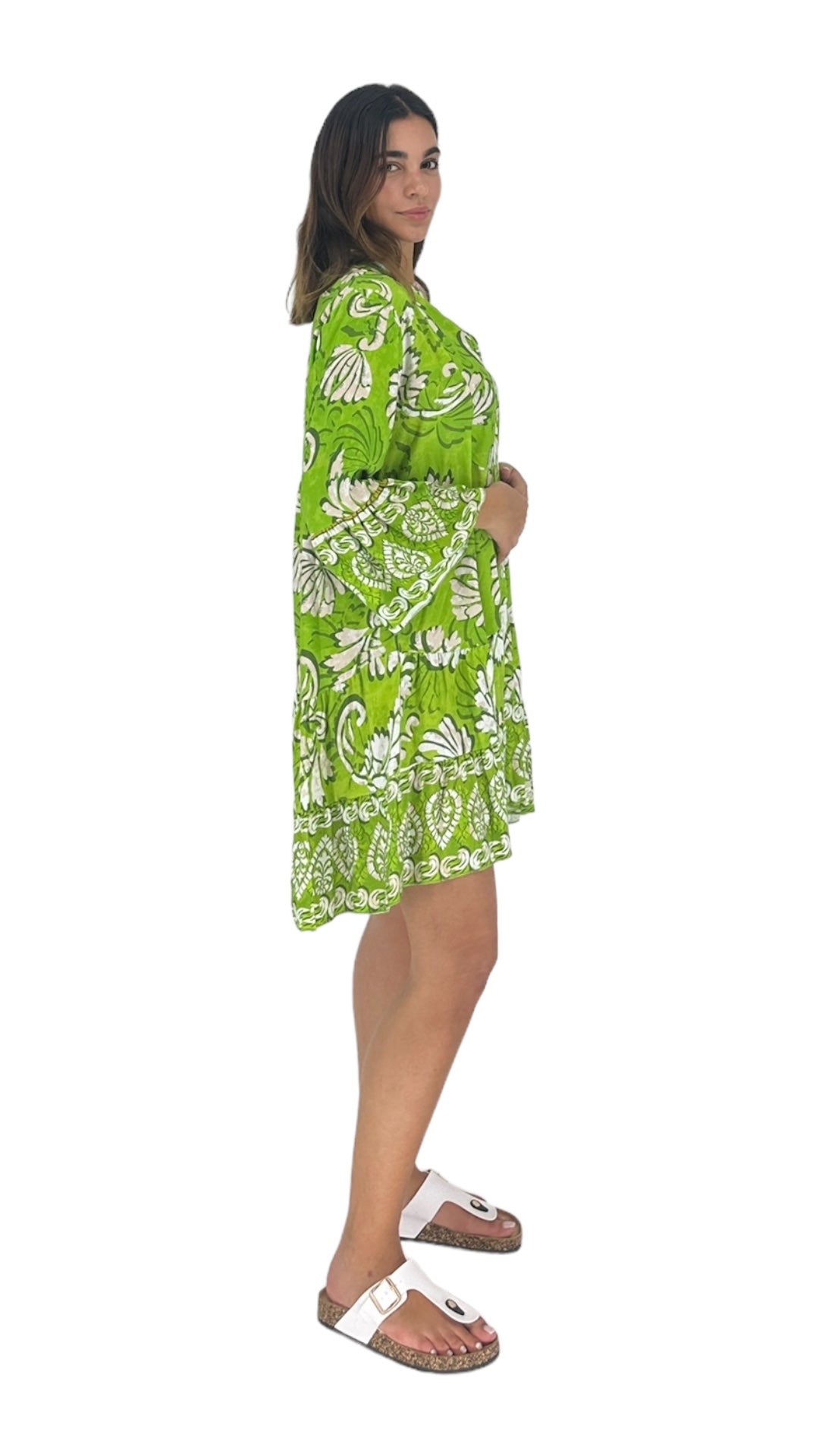 فستان النعيم باللون الأخضر