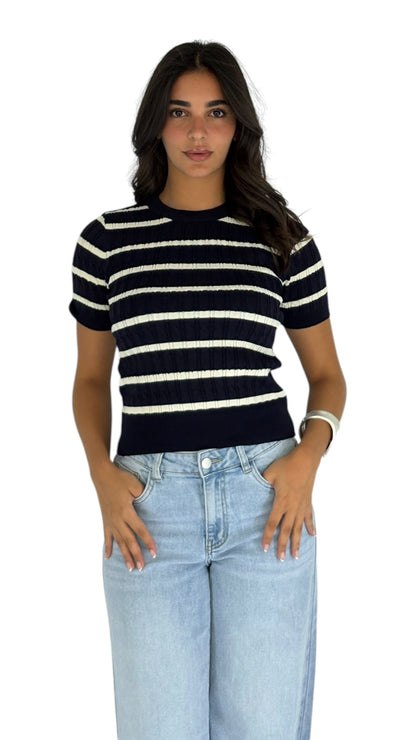 Amas White/Black Top