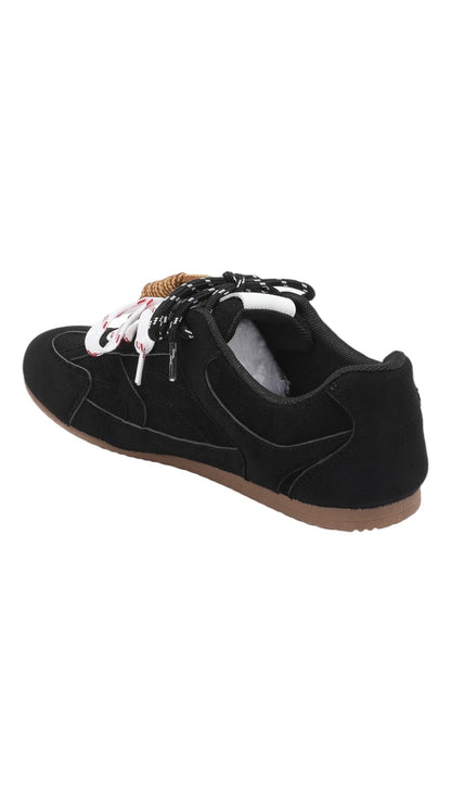 Casual Canvas Sneakers – Urban Lace-Up Style