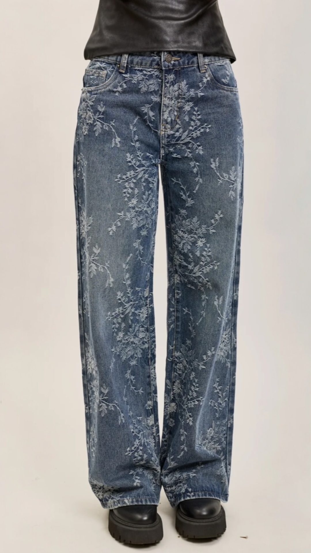 FLORAL PRINT STRETCH STRAIGHT DENIM PANTS