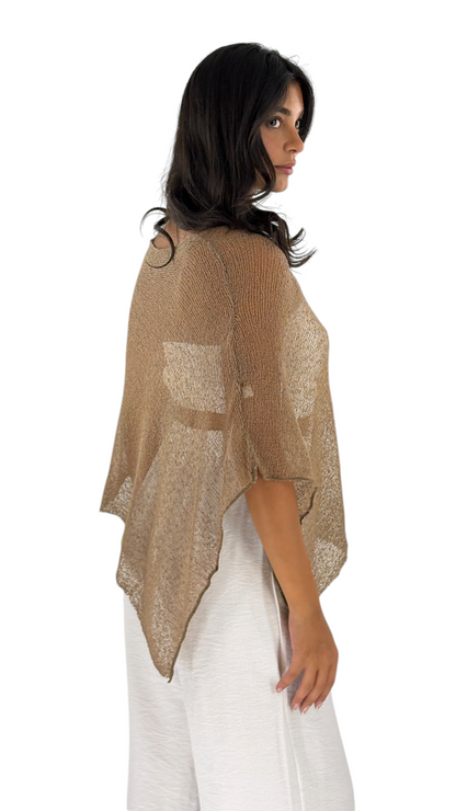 Laila Taube Poncho