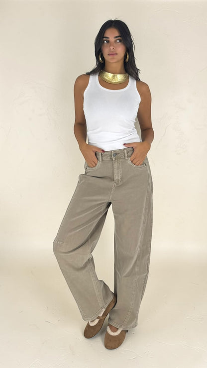 Zosa Beige Balloon Jeans