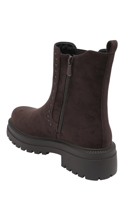 Chunky Sole Chelsea Boots