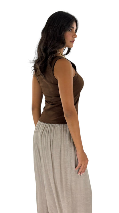 Linda Brown Top
