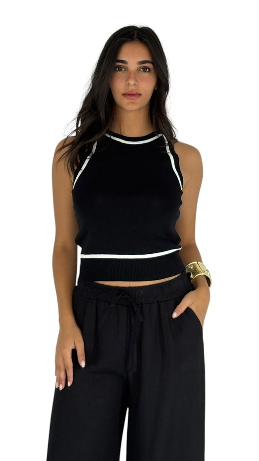 Emiral Black Top