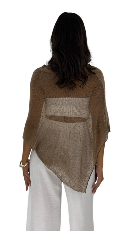 Laila Taube Poncho