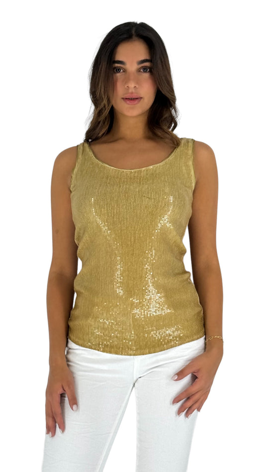 Sequence mustard top