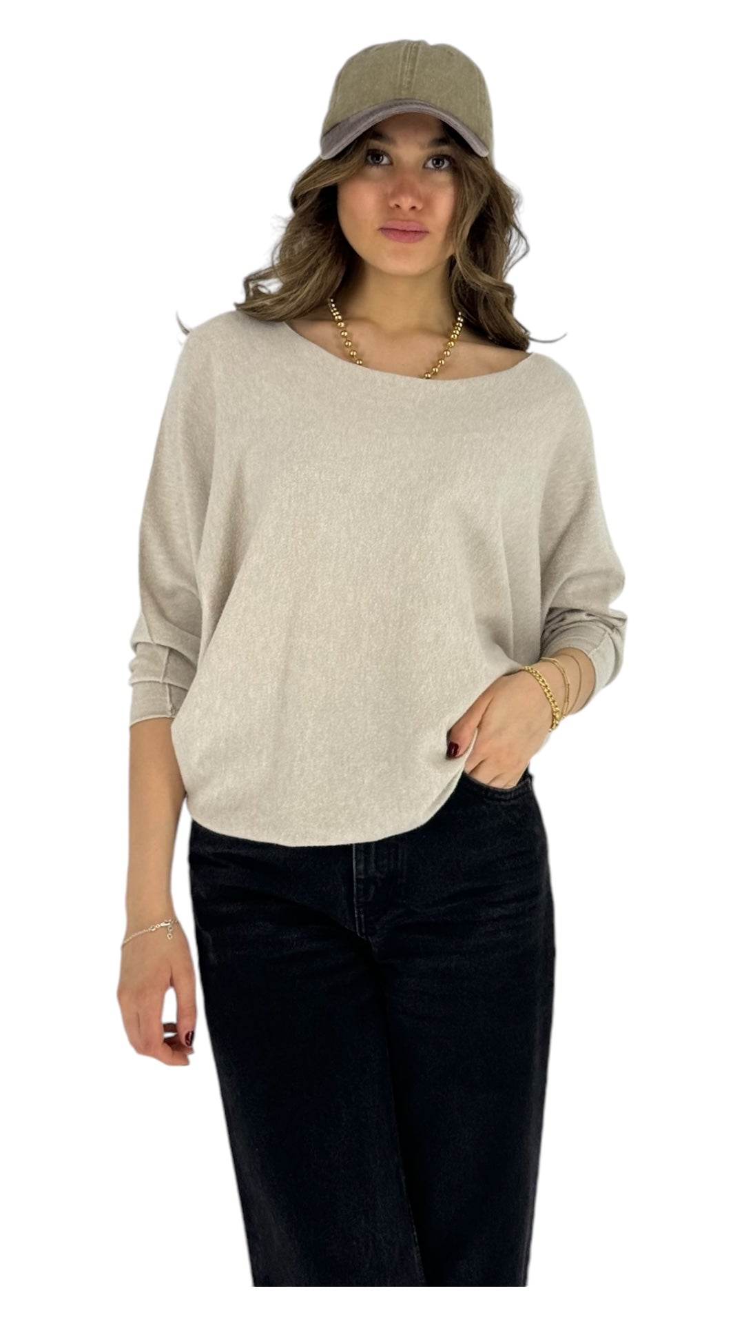 Omari beige sweater