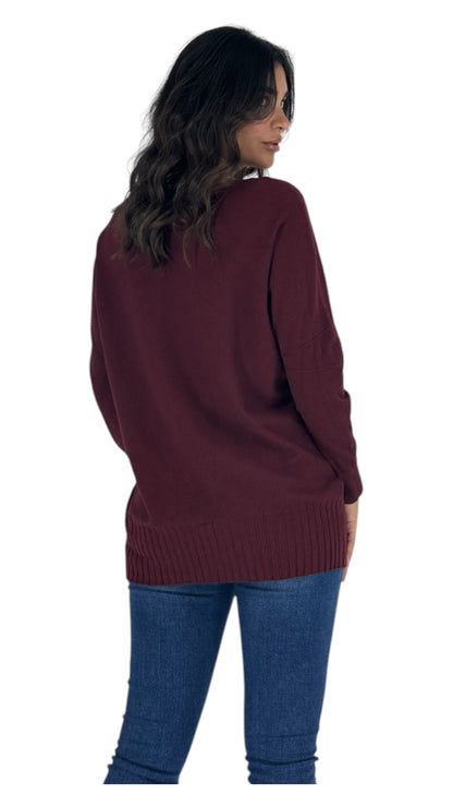 Winnie maroon sweater