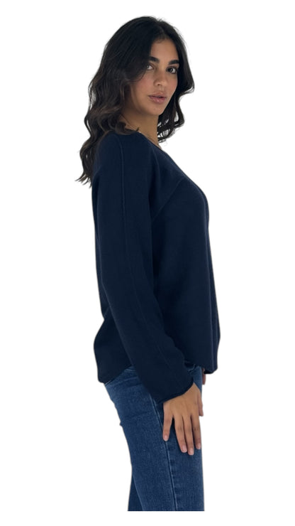 Telo navy sweater