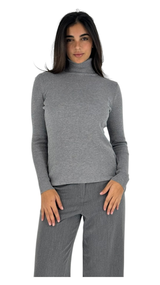 Polka grey sweater