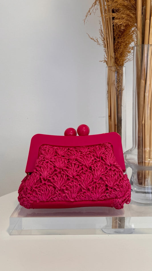 حقيبة هيناتا باللون الوردي